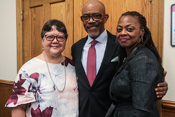 INSIDER KNOWLEDGE In his keynote address, Lester Young, New York State Regent (flanked here by TC Vice Dean and Evenden Professor A. Lin Goodwin and Yolanda Sealey-Ruiz), argued for the value of 