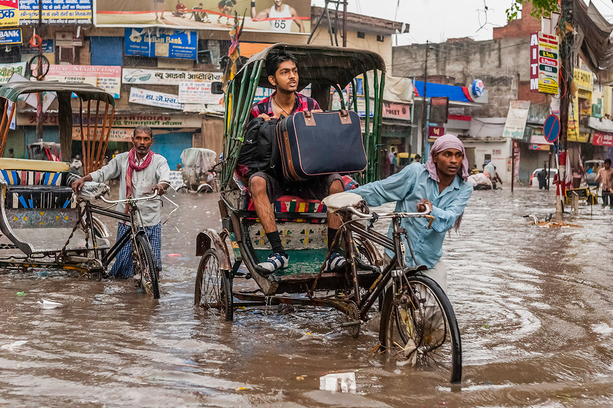 Travelers stuck in Monsoon in India